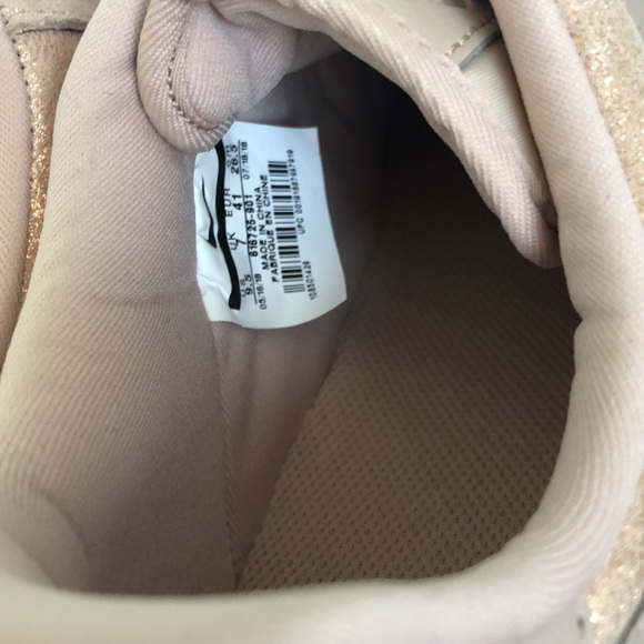 2018 Nike Air Force 1 sneakers worn once! Rose and rose gold! - Picture 14 of 17